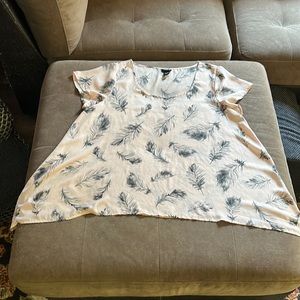 TORRID size 1X -runs big and flows.